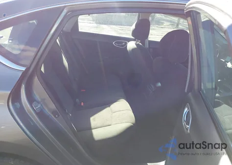 2015 Nissan Sentra Fe+ S/S/Sl/Sr/Sv z USA, uszkodzony, nr VIN 3N1AB7AP2FY260355